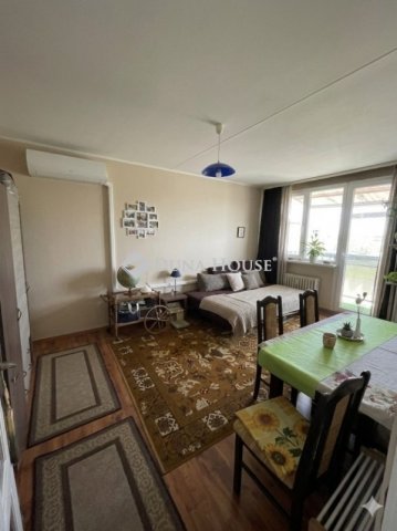 Eladó panellakás, Pécsett 39 M Ft, 2 szobás