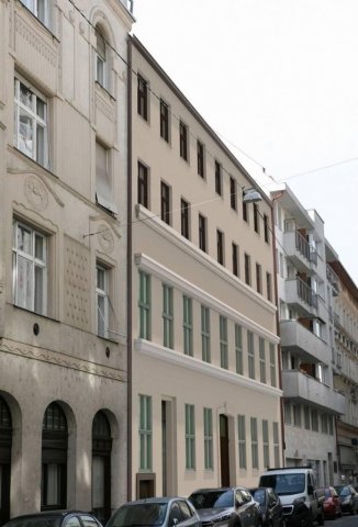 Eladó téglalakás, Budapesten, VI. kerületben 79.9 M Ft, 2 szobás