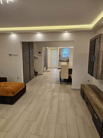 Kiadó sorház, albérlet, Szolnokon 250 E Ft / hó, 3 szobás