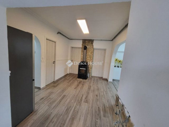 Eladó családi ház, Tökölön 84.4 M Ft, 3 szobás