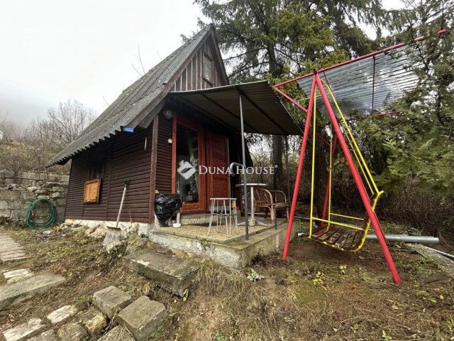 Eladó nyaraló, Tatabányán, Barlang sétányon 22.5 M Ft