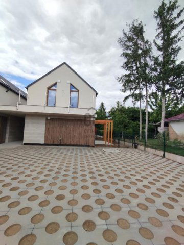 Eladó téglalakás, Balatonszárszón 100.4 M Ft, 3 szobás