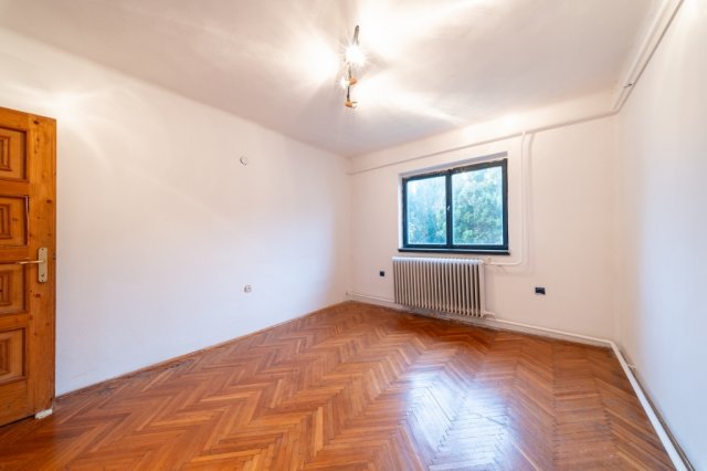 Eladó családi ház, Miskolcon 84.9 M Ft, 7 szobás