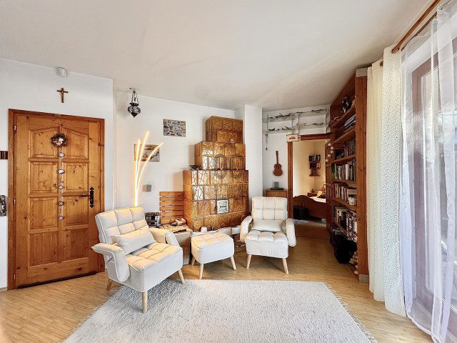 Eladó családi ház, Győrött 147.5 M Ft, 5 szobás