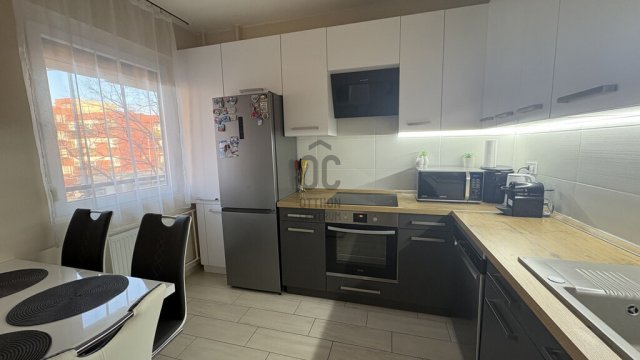 Eladó téglalakás, Zalaegerszegen 58.5 M Ft, 3 szobás