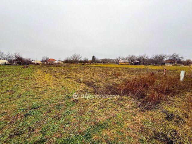 Eladó telek, Nagykőrösön 3.2 M Ft / költözzbe.hu
