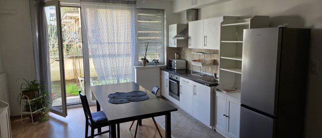 Eladó téglalakás, Budapesten, VIII. kerületben 0.35 M Ft