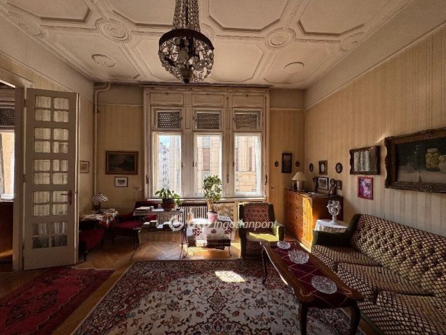 Eladó téglalakás, Budapesten, V. kerületben 225 M Ft, 2 szobás