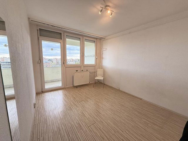 Eladó panellakás, Budapesten, III. kerületben 69.9 M Ft, 2 szobás