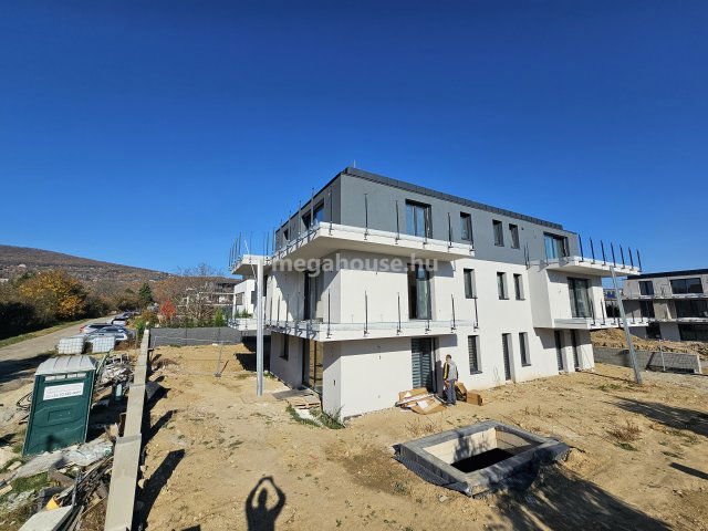 Eladó téglalakás, Budapesten, XI. kerületben 255 M Ft