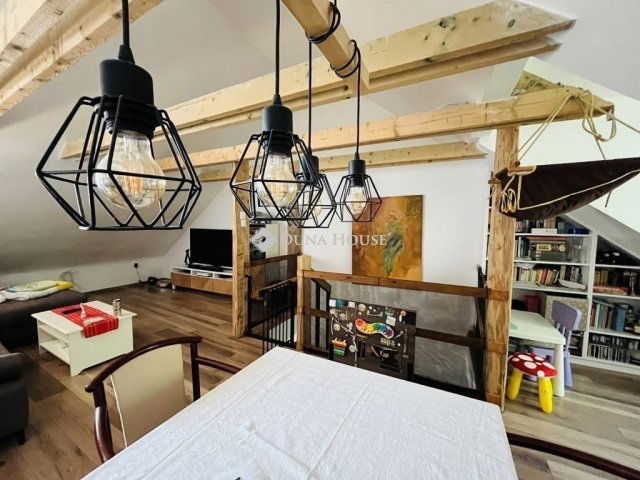 Eladó ikerház, Budaörsön 137 M Ft, 4 szobás