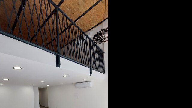 Kiadó üzlethelyiség, Budapesten, VI. kerületben 640 E Ft / hó