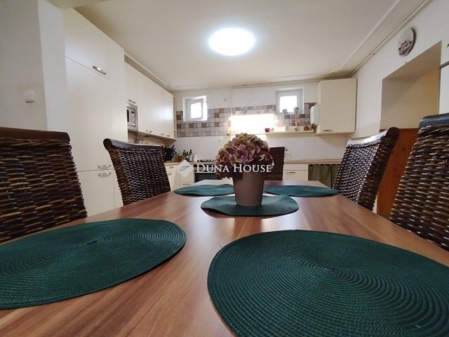 Eladó családi ház, Kerekegyházán 97.9 M Ft, 4 szobás