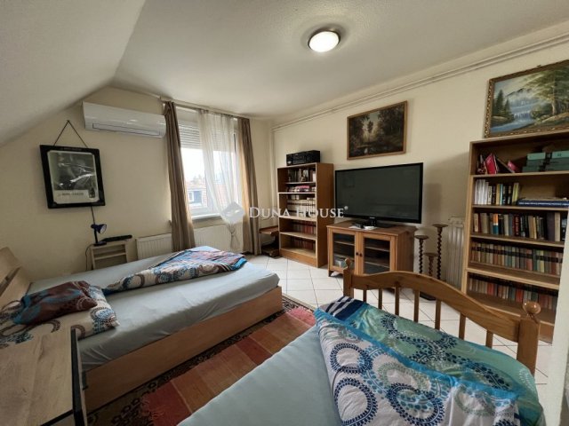 Eladó családi ház, Pilisvörösváron 199 M Ft, 7 szobás