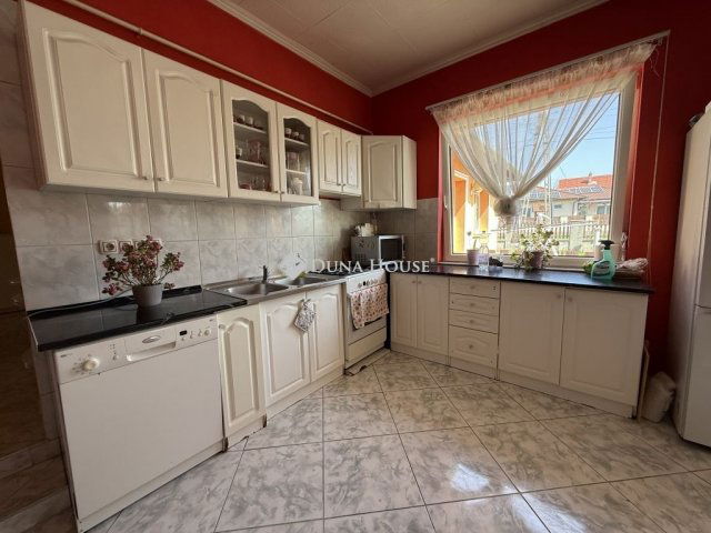 Eladó ikerház, Érden 99.9 M Ft, 5 szobás / költözzbe.hu