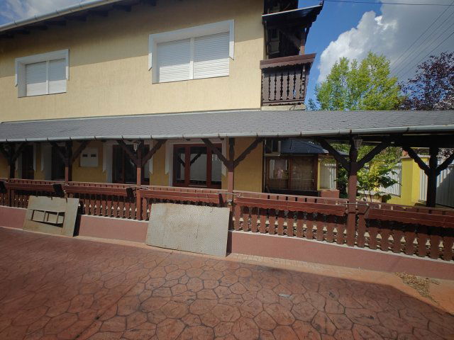 Eladó családi ház, Erdőkertesen 154.9 M Ft, 6 szobás