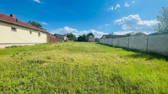 Eladó telek, Komáromban 29.99 M Ft / költözzbe.hu