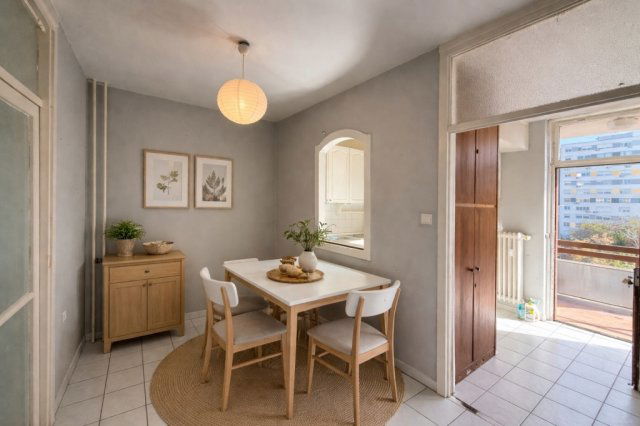 Eladó panellakás, Budapesten, XX. kerületben 60 M Ft, 3 szobás