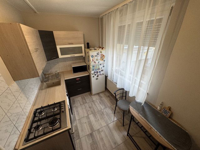 Eladó panellakás, Miskolcon 28.99 M Ft, 2+1 szobás