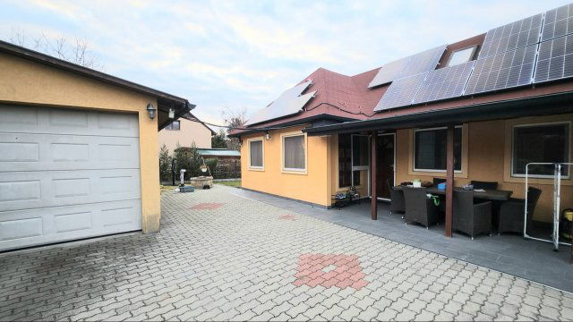 Eladó ikerház, Szigethalmon 74.5 M Ft, 3+1 szobás