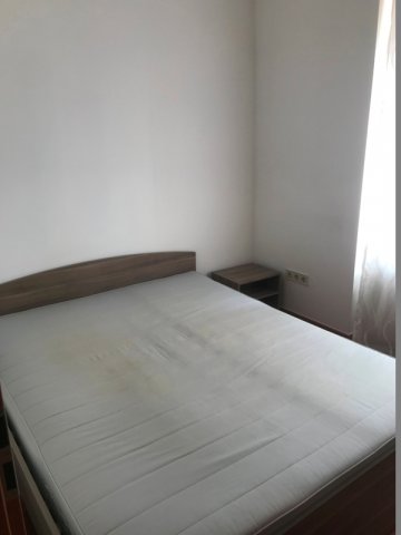 Kiadó téglalakás, albérlet, Pécsett, Rákóczi úton, 2 szobás