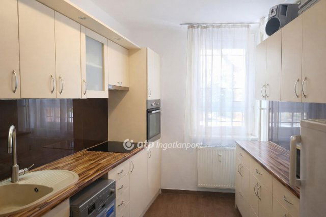 Eladó téglalakás, Budapesten, X. kerületben 64.9 M Ft