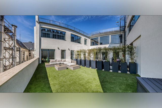 Eladó téglalakás, Budapesten, V. kerületben 288 M Ft, 2 szobás