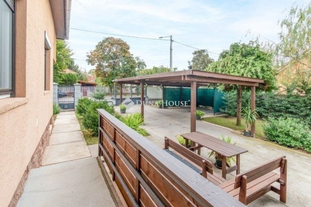 Eladó családi ház, Budapesten, XVIII. kerületben 104.9 M Ft