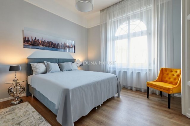 Kiadó téglalakás, albérlet, VI. kerületben, Király utcában
