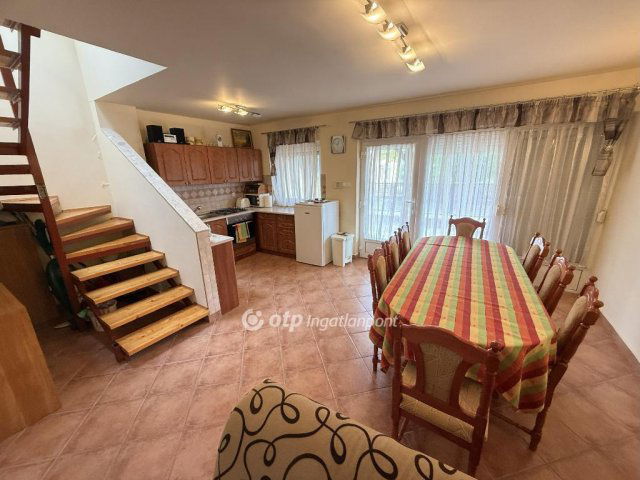 Eladó nyaraló, Tiszakécskén 52 M Ft, 3 szobás