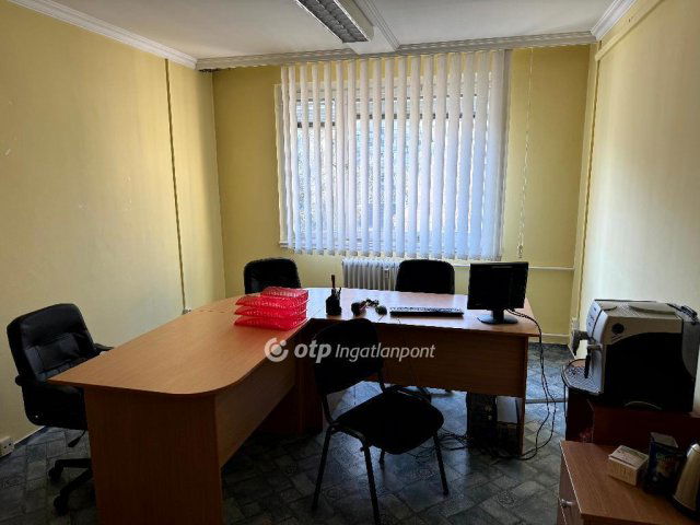 Kiadó iroda, Szegeden 40 E Ft / hó / költözzbe.hu