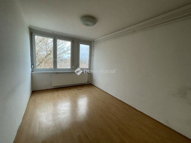 Eladó téglalakás, Monoron 57.99 M Ft, 2 szobás