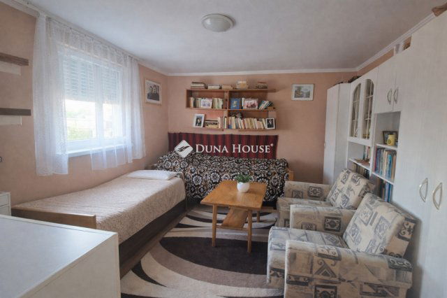 Eladó családi ház, Debrecenben 35 M Ft, 2 szobás