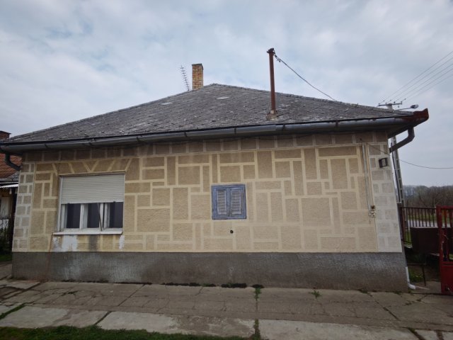 Eladó családi ház, Nagydoboson 13 M Ft, 3 szobás