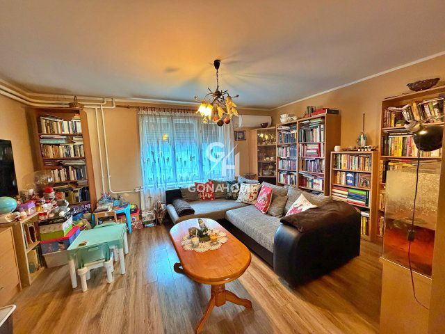 Eladó családi ház, Bakonyszentkirályon 62.9 M Ft, 4 szobás