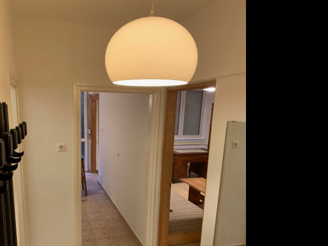 Kiadó téglalakás, albérlet, III. kerületben, Toboz utcában