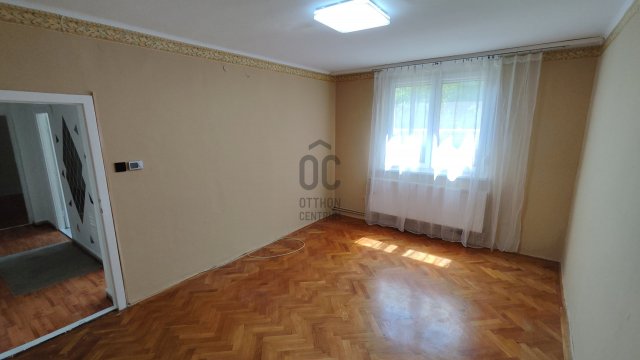 Eladó téglalakás, Székesfehérvárott 53.5 M Ft, 2 szobás