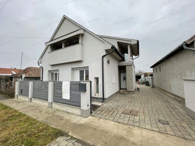 Eladó családi ház, Hajdúszoboszlón 124.5 M Ft, 6 szobás