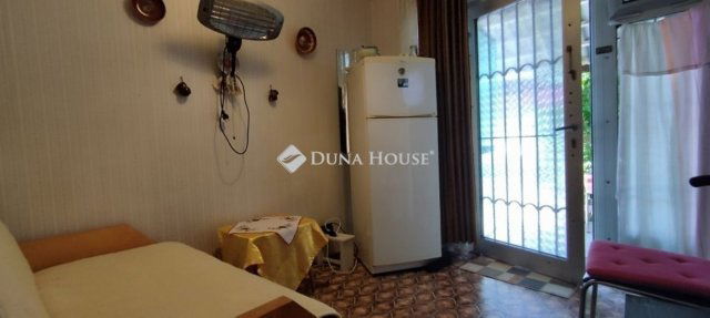 Eladó nyaraló, Tóalmáson 18.5 M Ft, 2 szobás