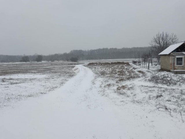 Eladó telek, Pusztavacson 8.5 M Ft / költözzbe.hu