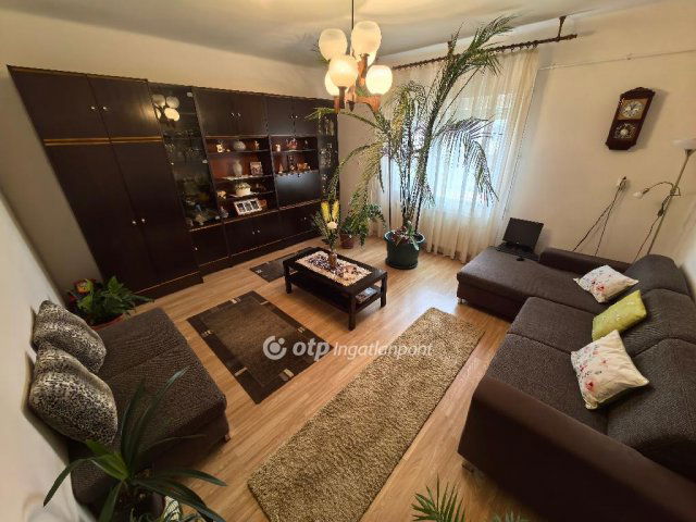 Eladó családi ház, Hajdúsámsonon 76.9 M Ft, 2+1 szobás