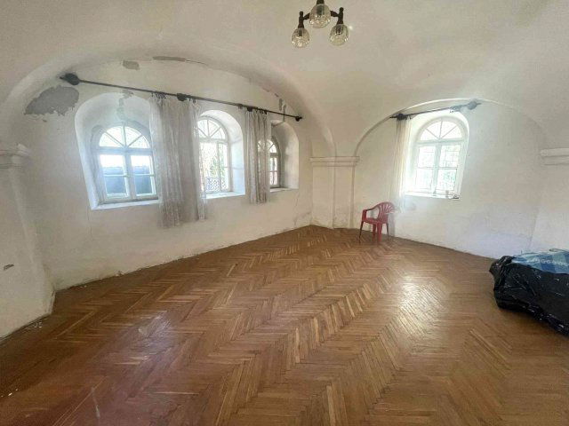 Eladó téglalakás, Sárváron 42 M Ft, 2 szobás