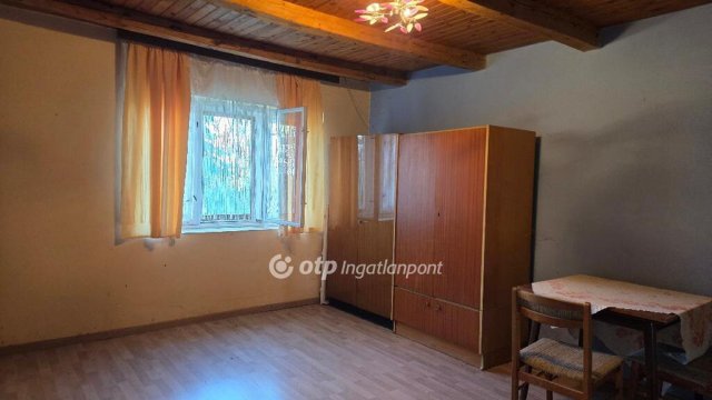 Eladó nyaraló, Újsolton 11.99 M Ft, 3 szobás