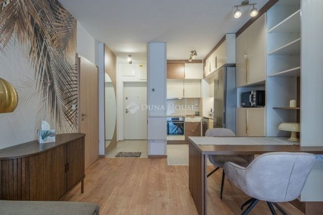 Eladó téglalakás, Budapesten, XIII. kerületben 100 M Ft