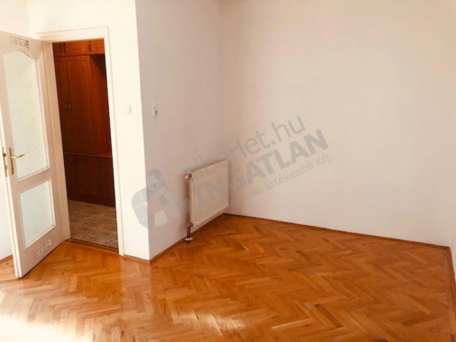 Kiadó téglalakás, albérlet, XIII. kerületben, Csata utcában