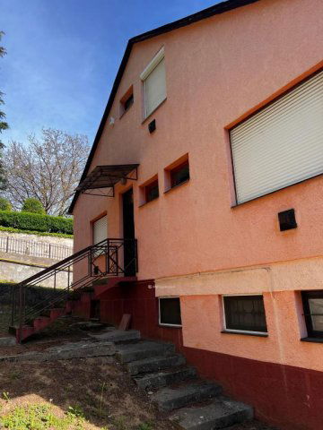 Eladó családi ház, Zalakaroson 48 M Ft, 4+3 szobás