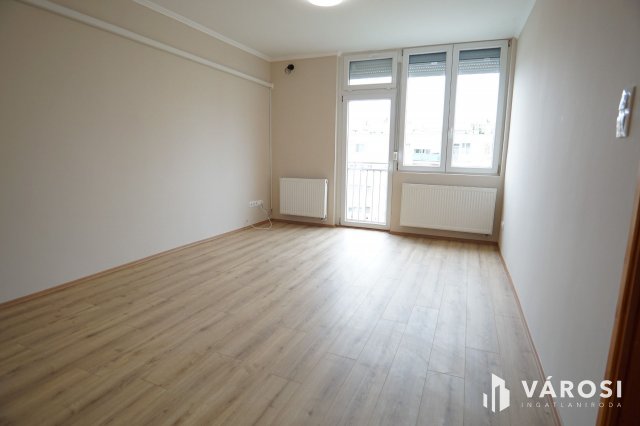 Eladó téglalakás, Nagykanizsán 27.9 M Ft, 1+1 szobás