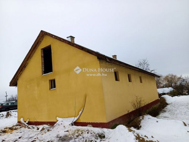 Eladó családi ház, Farmoson 29.9 M Ft, 4 szobás