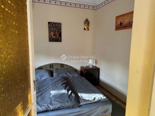 Eladó családi ház, Dabason 110 M Ft, 8 szobás