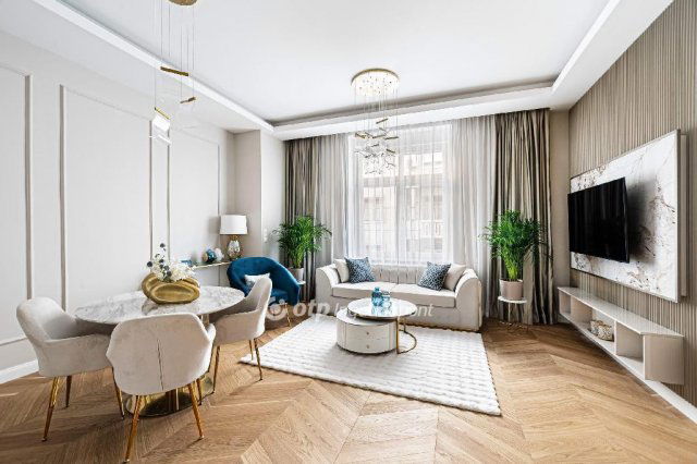 Eladó téglalakás, Budapesten, V. kerületben 199.9 M Ft, 3 szobás